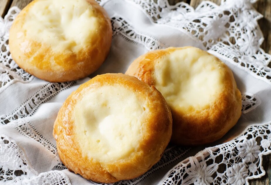 Сочные ватрушки с творогом