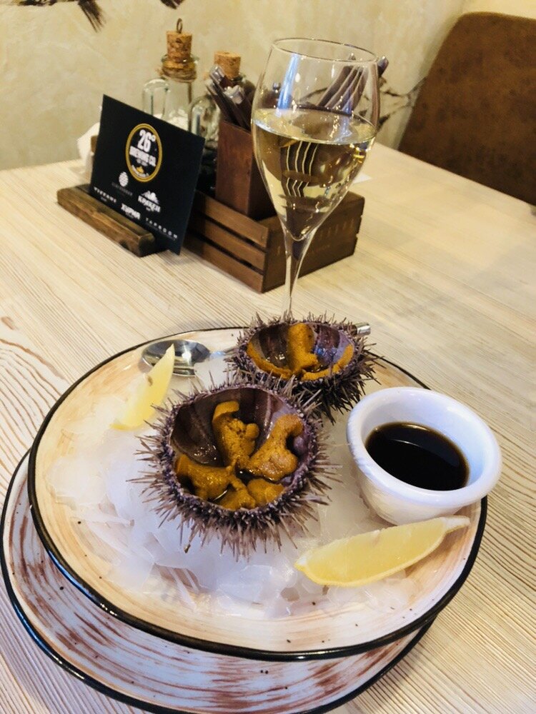 Морской еж в ресторане