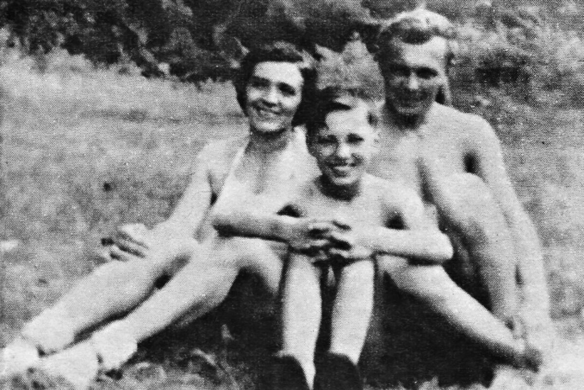 С родителями: мать Мария умерла в 1977 году от инфаркта, отец Карел умер в 1982 году от последствий болезни почек. (Источник: архив К. Готта)