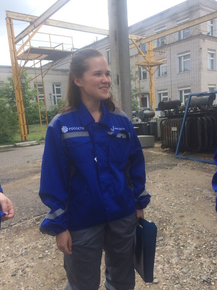 Было прекрасной возможностью поработать в МРСК-Центра. 
