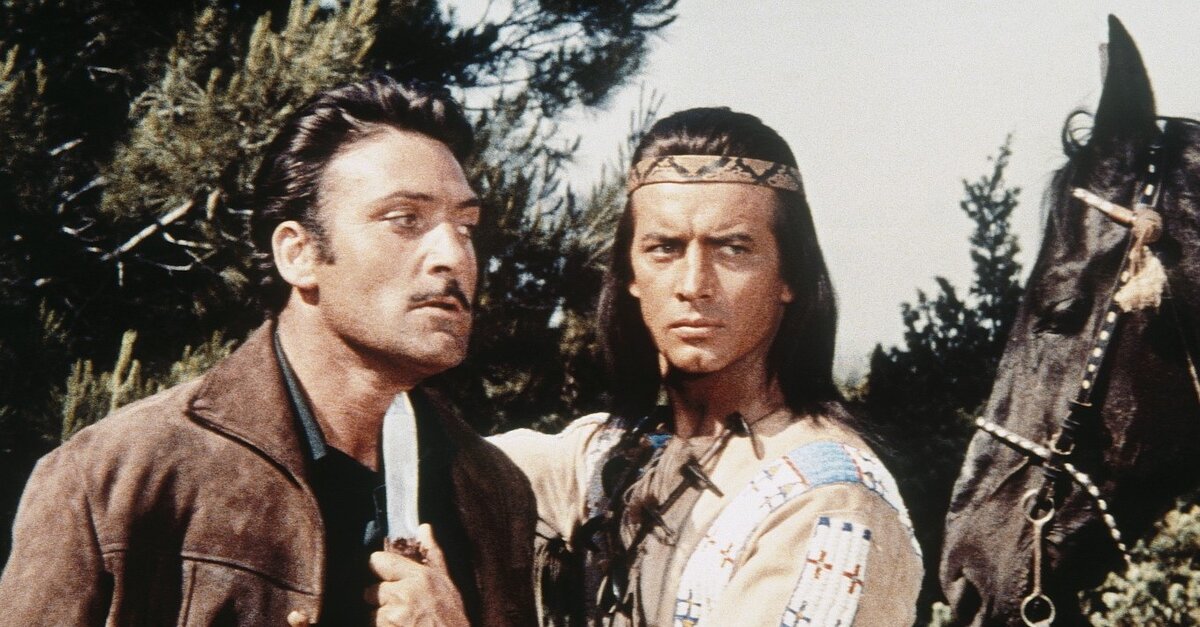 Приключение индейцев. Виннету вождь апачей 1964. Пьер Брис Виннету вождь апачей. Виннету — вождь апачей Капитан Брэдли.