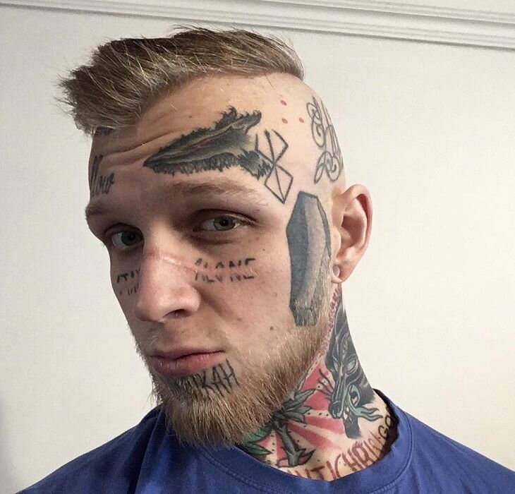 Что-то лишнее всё же есть. Как считаете?