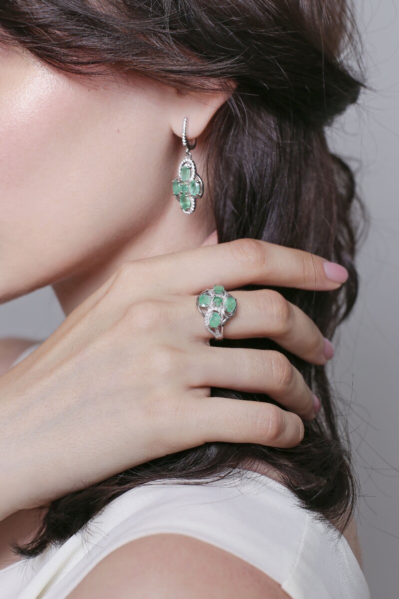 Украшения с изумрудами (интернет-магазин lazurit-online.com)