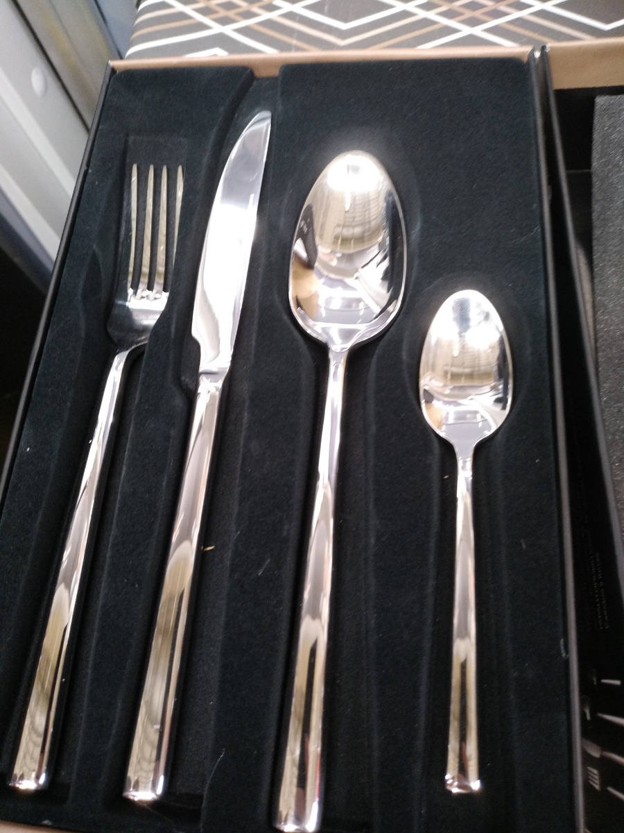 вживую, то что выбрала на сайте