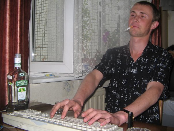 Миша токовинин. Александр аврельевич токовинин. Михаил токовинов амо срм. Михаил токовинин amocrm. Основатель амо.