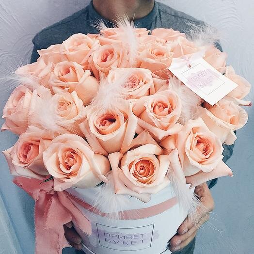 Варианты оформления букетов с перьями