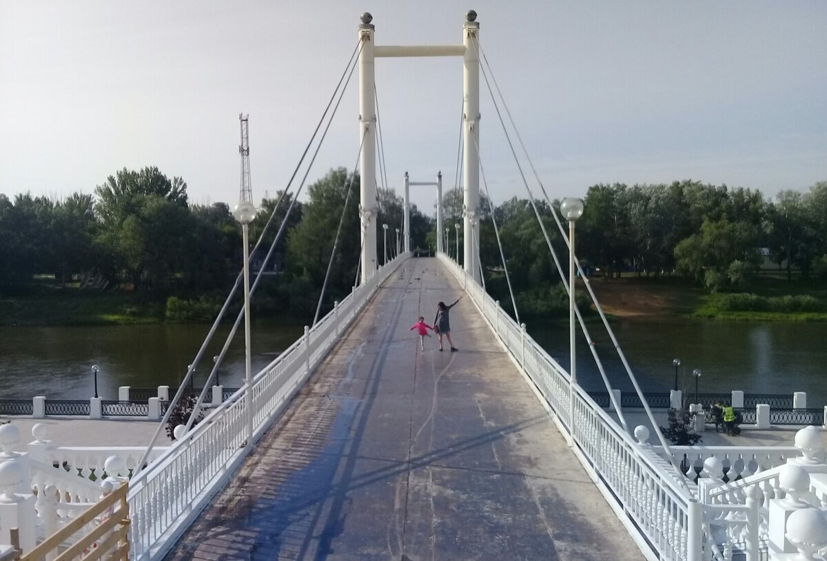 Пешеходный мост между Европой и Азией