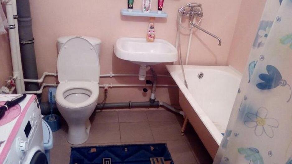                                  заменены трубы на пластиковые с открытой разводкой