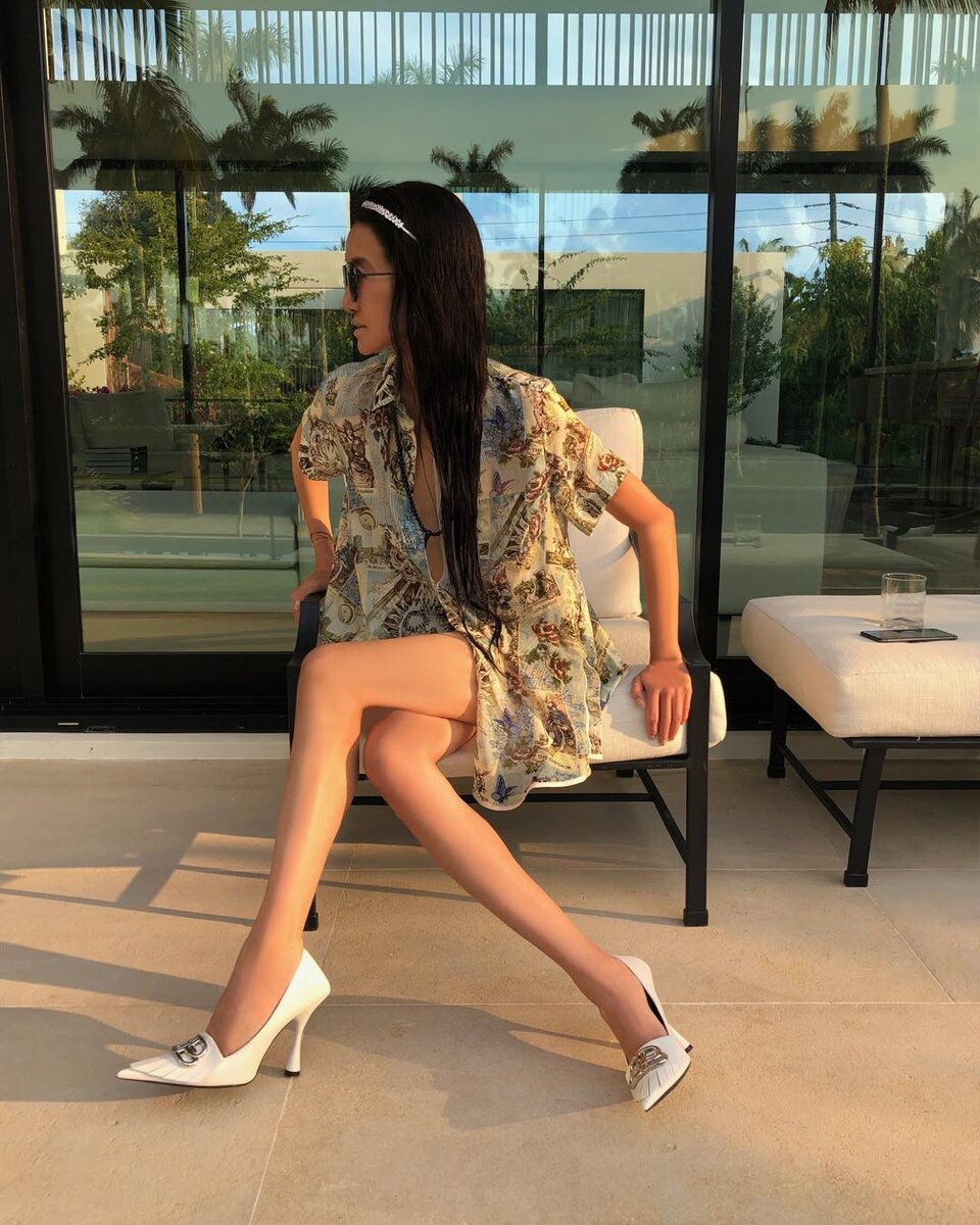 Фотографии из инстаграма Веры Вонг