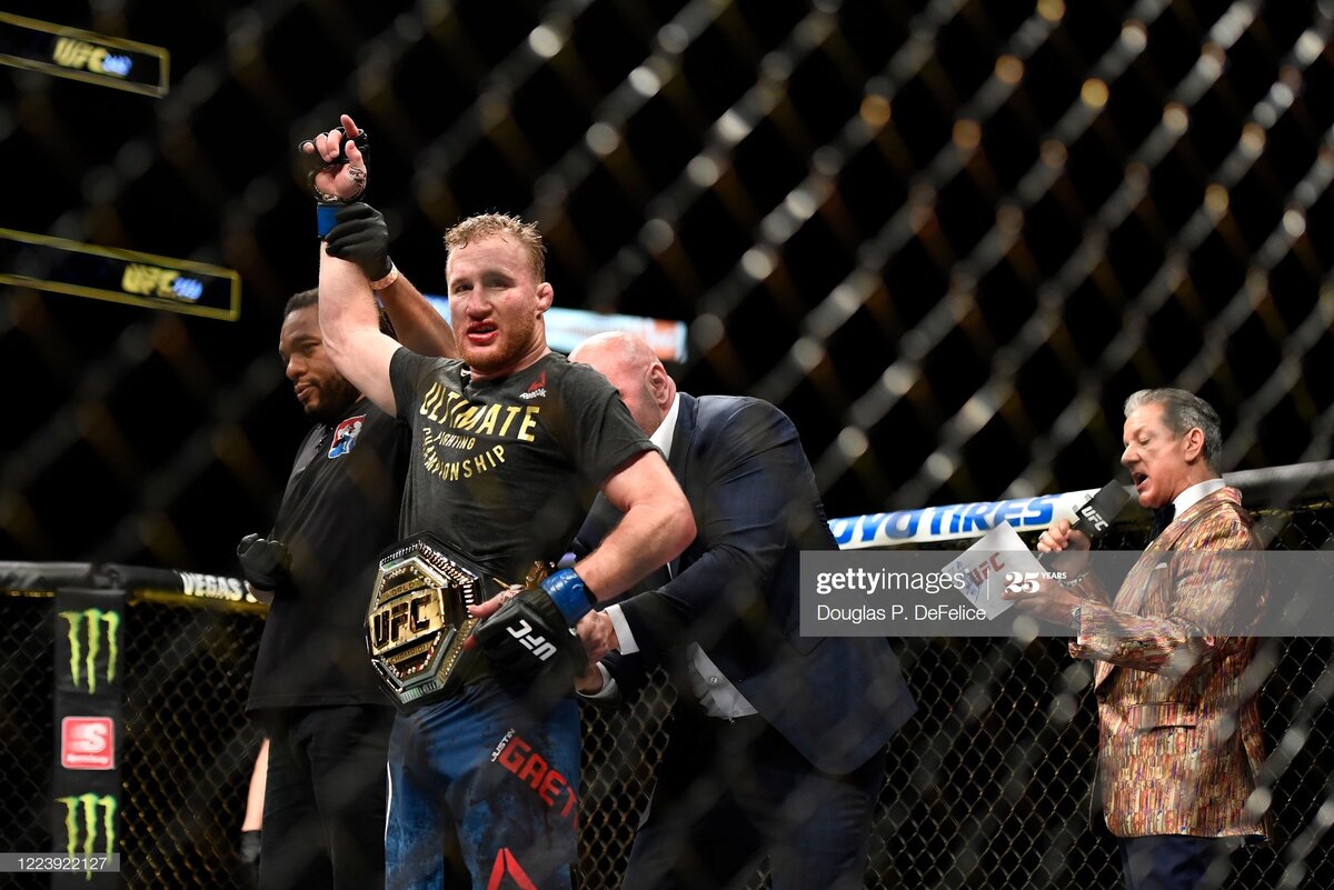 🔥Гэтжи побеждает Фергюсона техническим нокаутом в 5-ом раунде

Этот бой стоил ожиданий