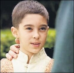 Мустафа подросток