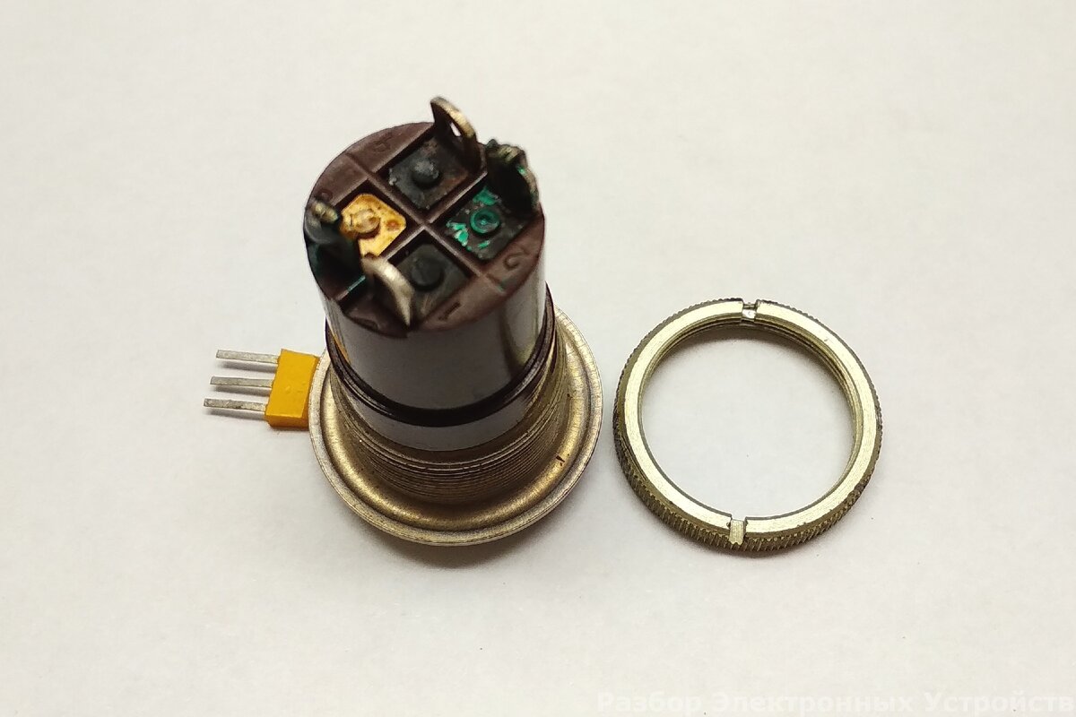 Устройство А-80 / Железный ящик из металлолома. | Разбор Электронных ...