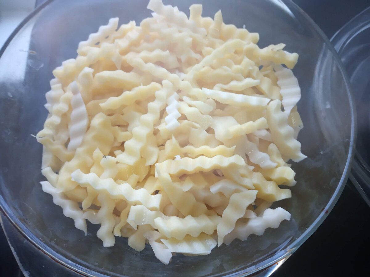 Подготовить картошку и лук