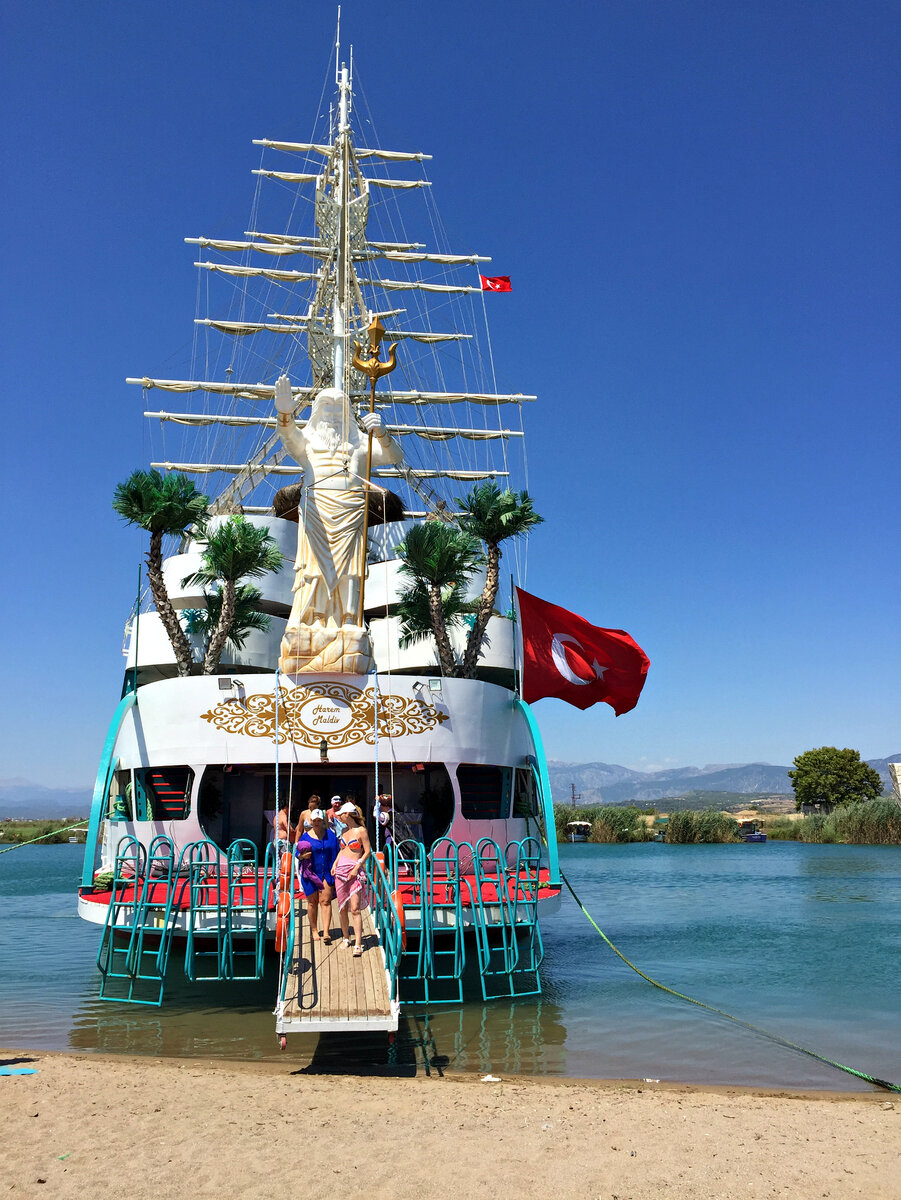 Яхта "Harem Maldiv"
