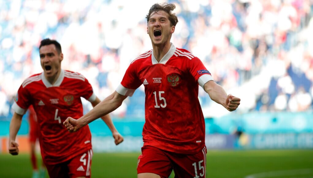 Алексей нарушил планы главного тренера на игру и... забил