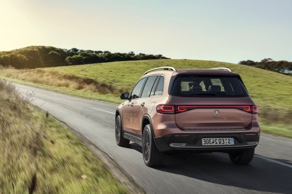 Экстерей EQB 350 4MATIC