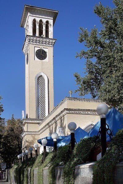 Куранты постройки 1947-го года.