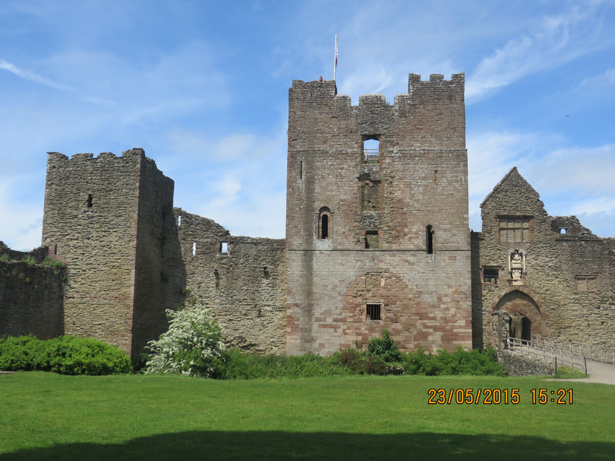 Замок Ладлоу (Ludlow Castle)