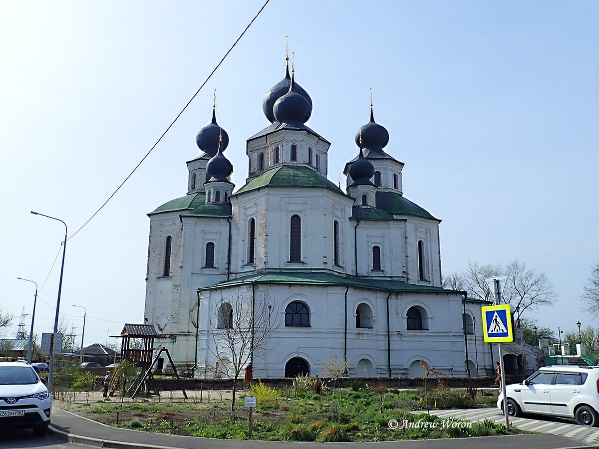 Вид на Войсковой собор с севера