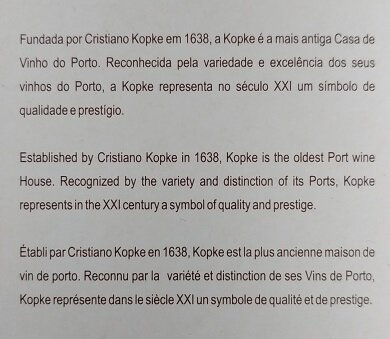 На коробке написано, что Kopke основан в 1638 г. С признанным разнообразием своих портвейнов, Kopke в 21 веке является символом качества и престижа