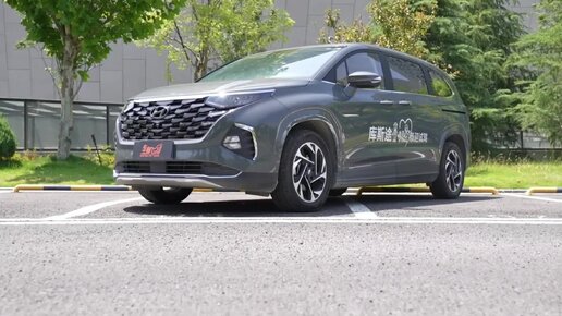 ОГРОМНЫЙ АВТОМОБИЛЬ НА БАЗЕ КИА КАРНИВАЛ, НО В 1,5 РАЗА ДЕШЕВЛЕ! НОВЫЙ HYUNDAI CUSTO УЖЕ ПОЯВИЛСЯ В РФ!