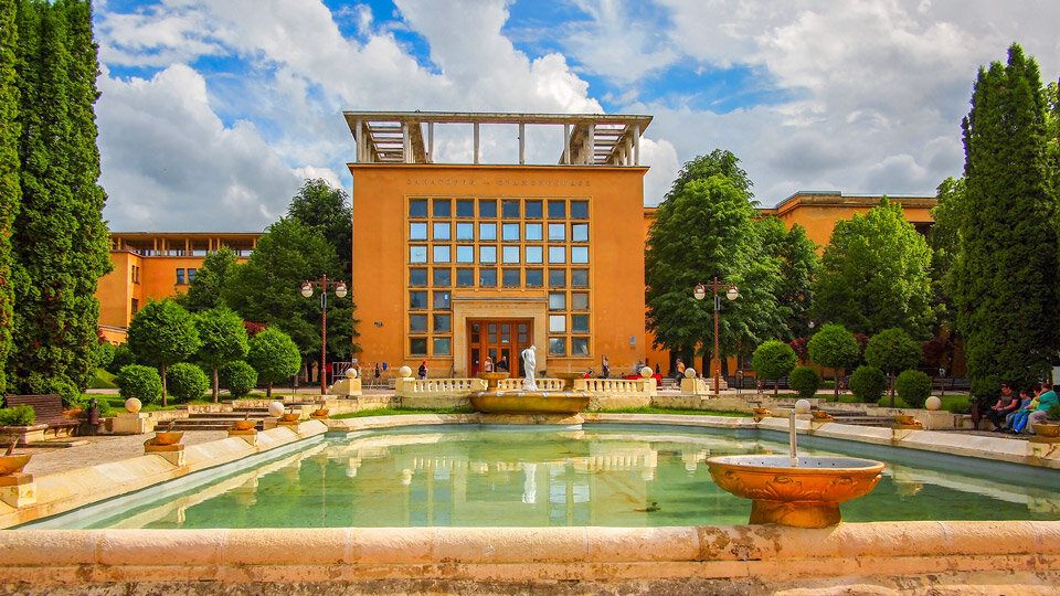 Корпус санатория им. Орджоникидзе в Кисловодске