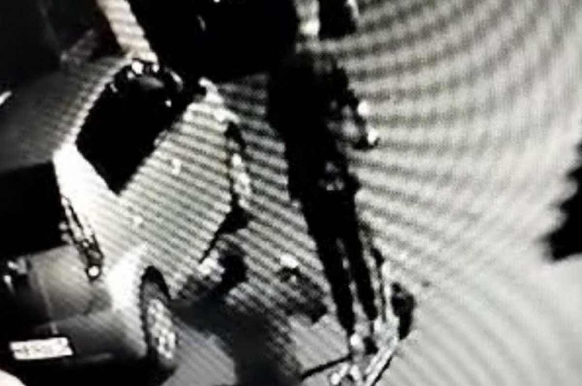    Хулиганы сломали два электросамоката ночью в Чите