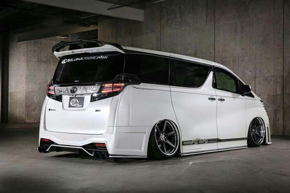 Toyota stance