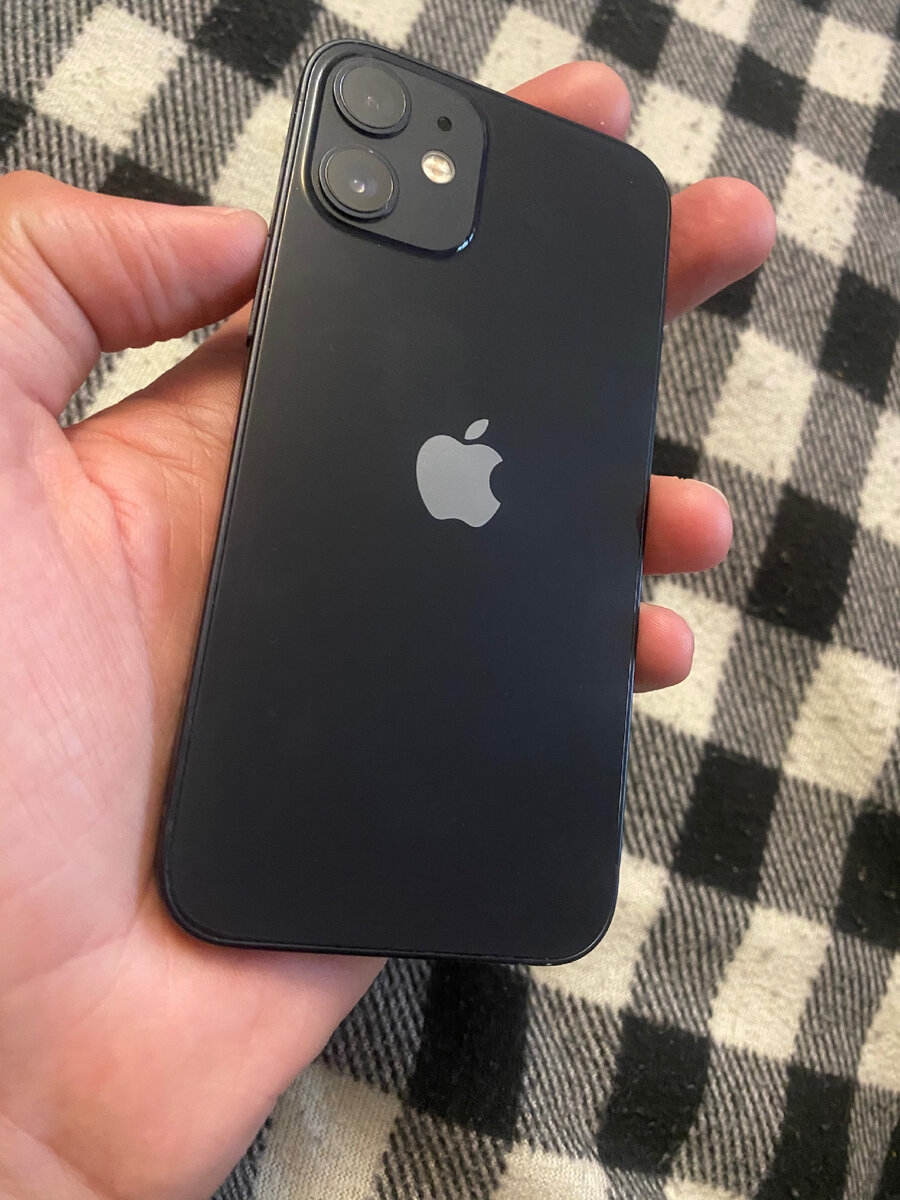 Мой IPhone 12 mini