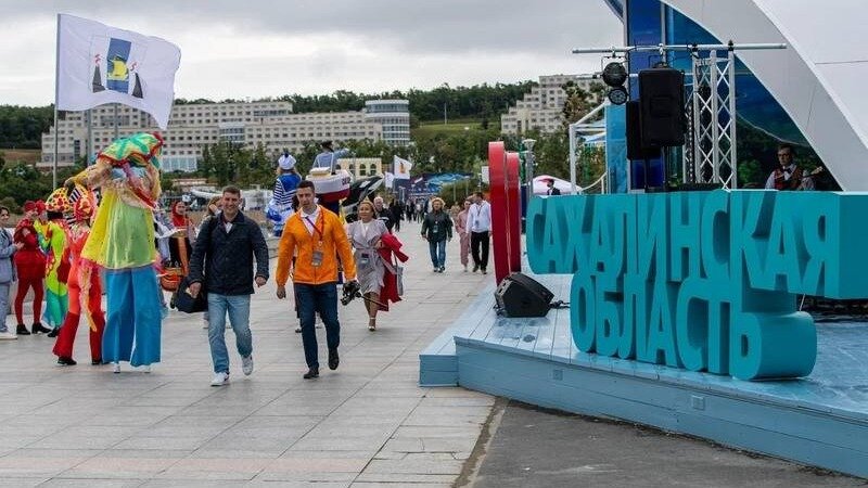     Традиционно в рамках Восточного экономического форума будет работать выставка «Улицы Дальнего Востока» (6+). Сахалинская область приготовила большую экспозицию, которая покажет регион полномасштабно.