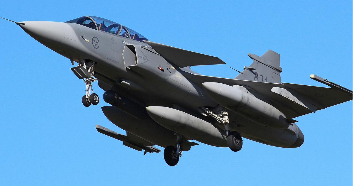Шведский истребитель "Gripen"