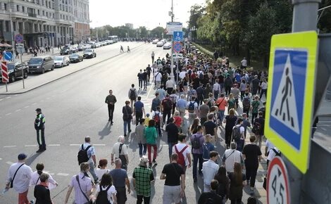 Вот оно - многомиллионное шествие оппозиции!