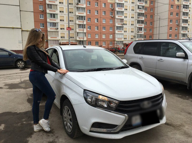 Ни для кого не секрет, что у нас иномарки являются неким «стандартом», тем, что уважается, в то время как отечественные авто часто порицаются обществом (часто, но не всегда).