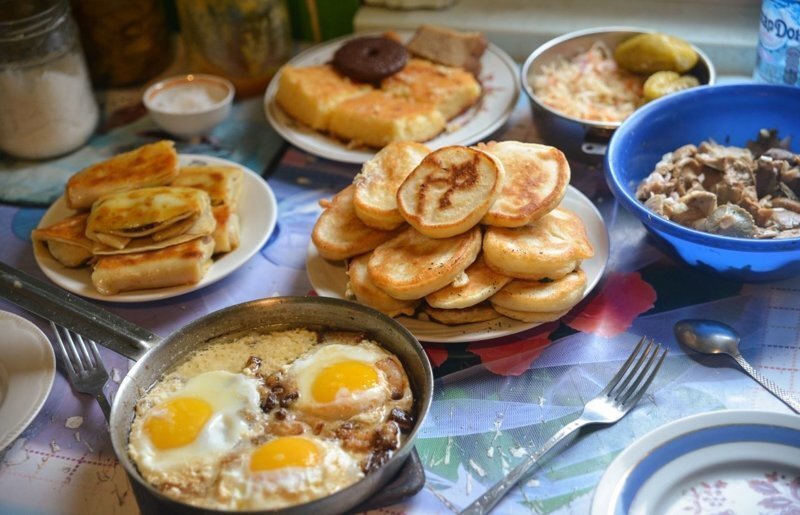 Обычный полдник у бабушки