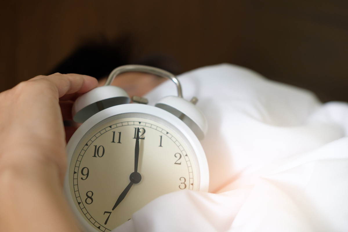 https://www.pexels.com/photo/photo-of-person-holding-alarm-clock-1028741/