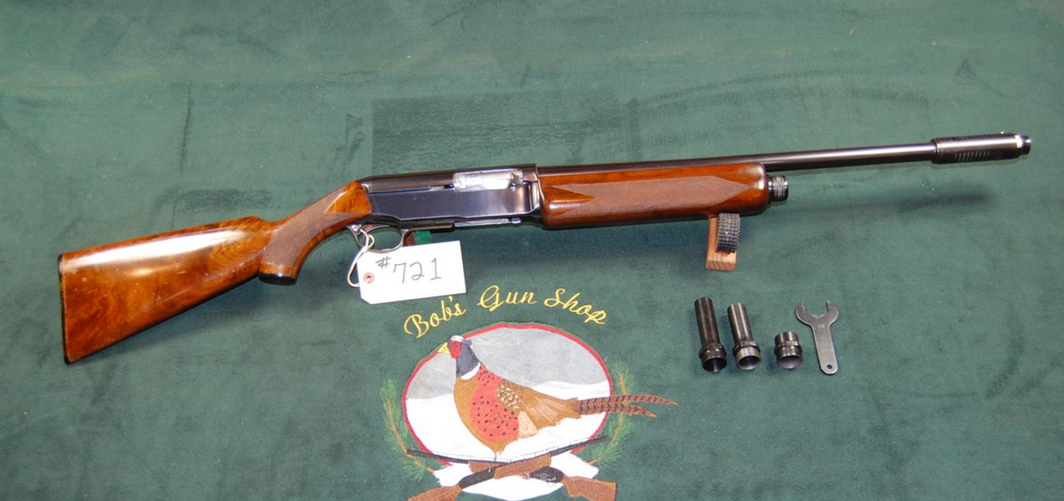 Исполнение Skeet со сменными чоками-удлинителями и комплектным дульным компенсатором Каттса