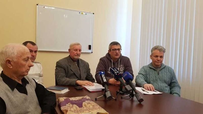 Пресс-конференция инициаторов референдума о недоверии губернатору Севастополя. Фото: sevoborona.info.