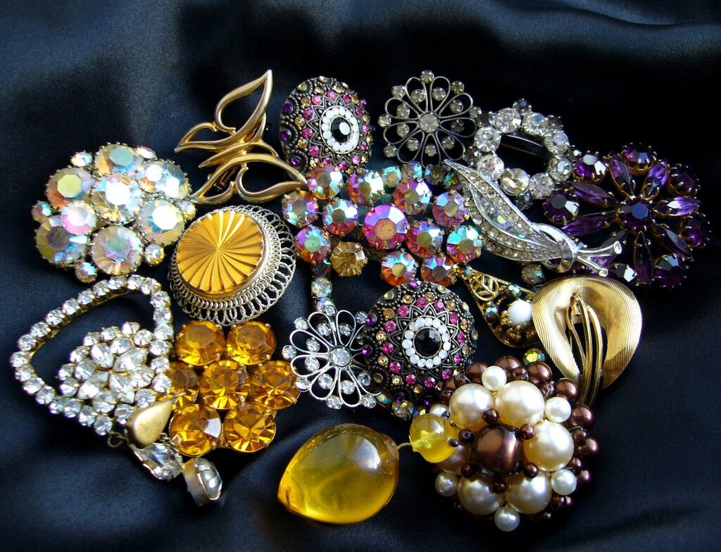 Броши  "Jablonex"