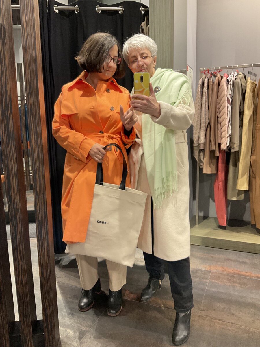 Наталья Бублик и дочь Серобян Гаянэ.