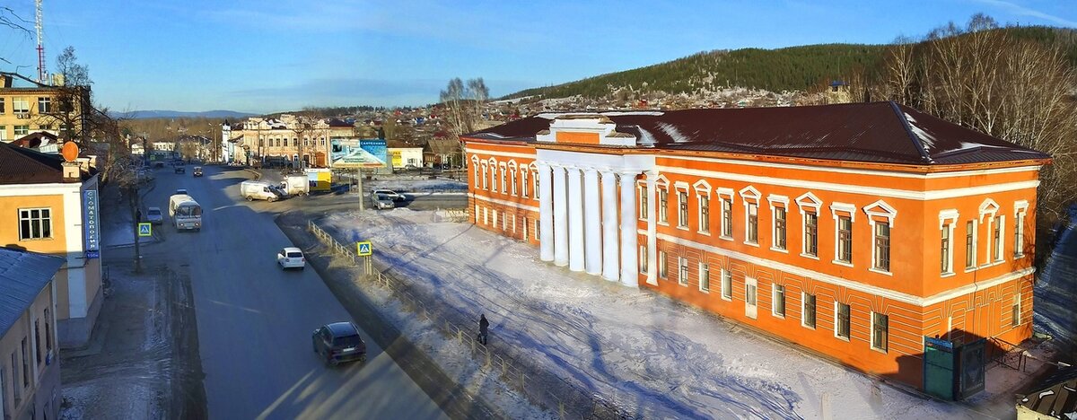 Миасс. Дворец Михайловский