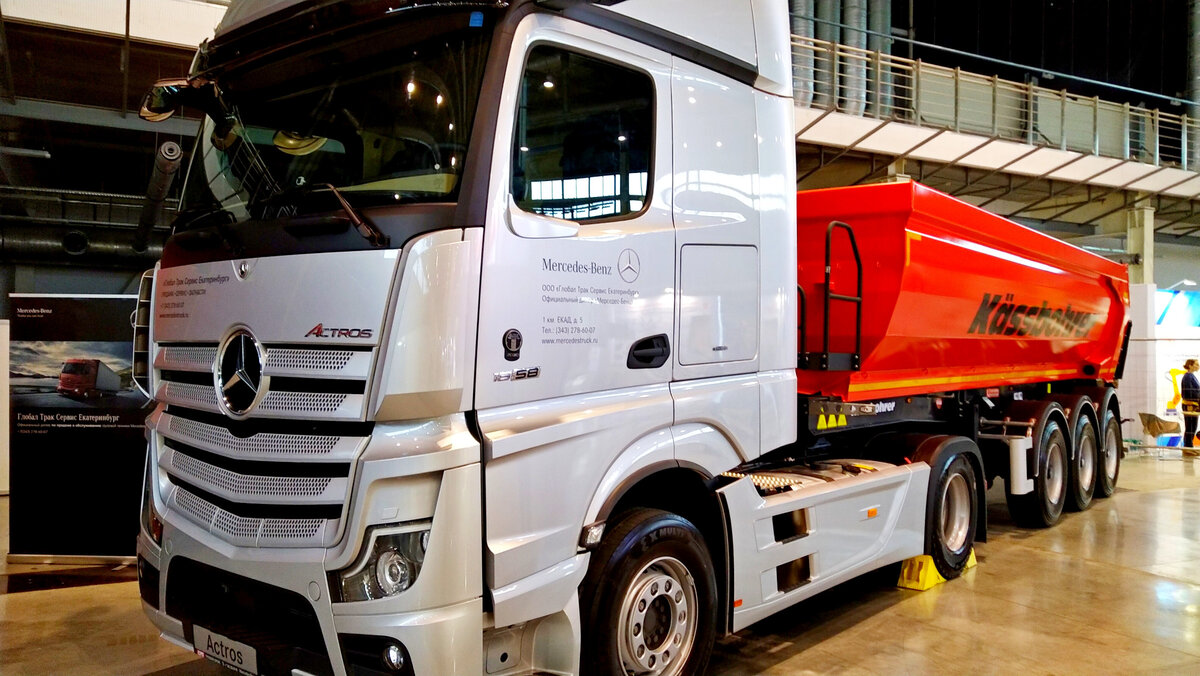 Новый тягач Мерседес без зеркал, такие машины начали собирать в Челнах
