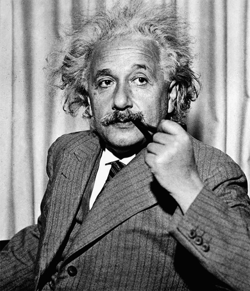 Исаак Ньютон