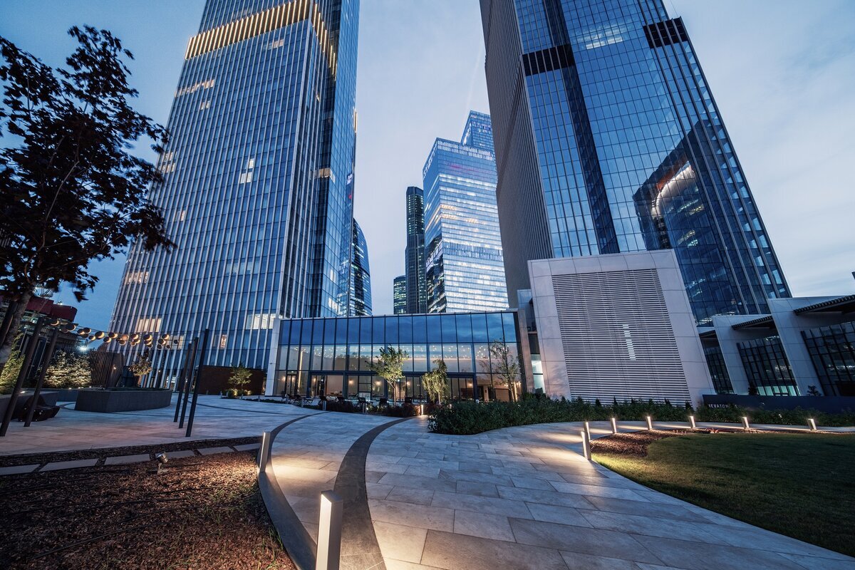 Башни Neva Towers