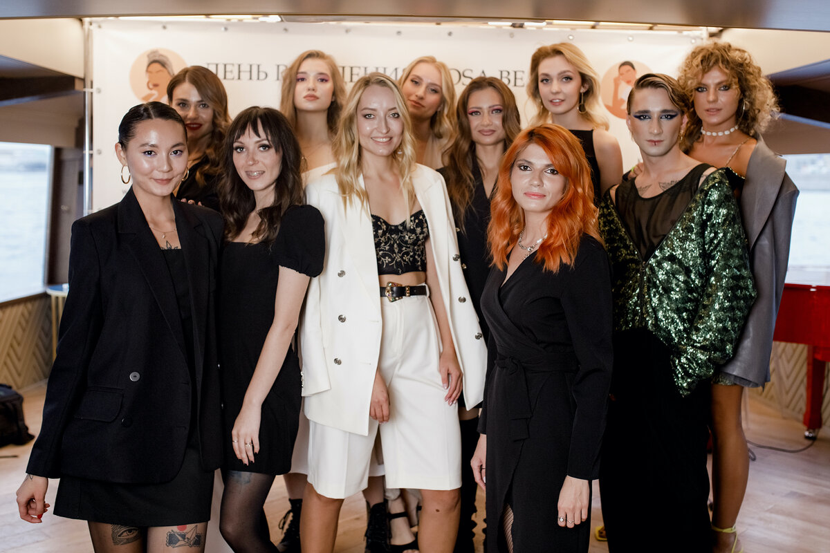 День рождение студии на яхте 