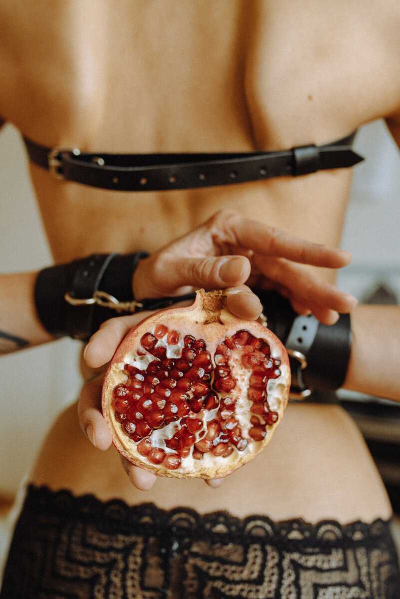 фото магазина "Взрослые люди"