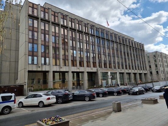     Совет Федерации. Михаил Верный