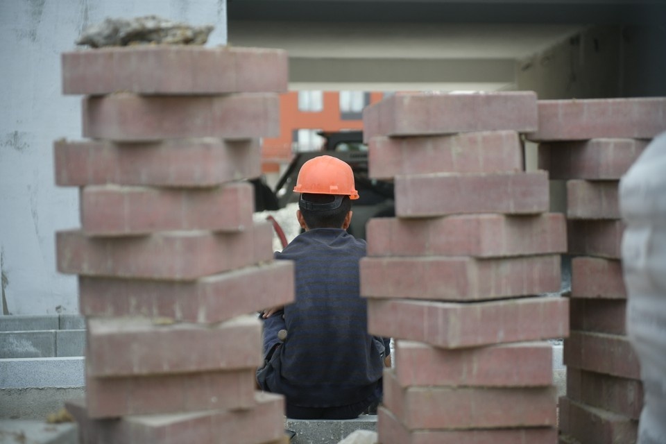     Кроме жилых зданий, планируют возвести школьные, дошкольные, медицинские учреждения Алексей БУЛАТОВ