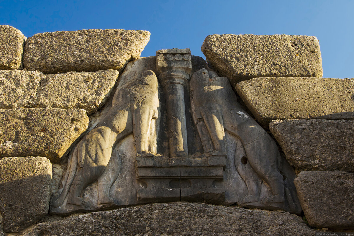 Стены древних Микен. Фото из открытых источников.