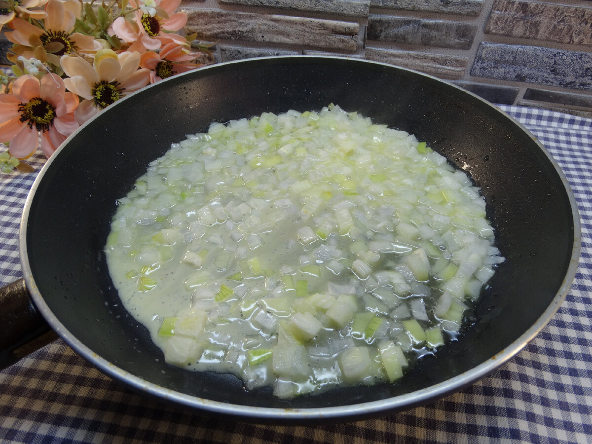 Суп с жареной вермишелью и яйцами | Готовим вкусно дома/ Кулинария/ Рецепты  | Дзен