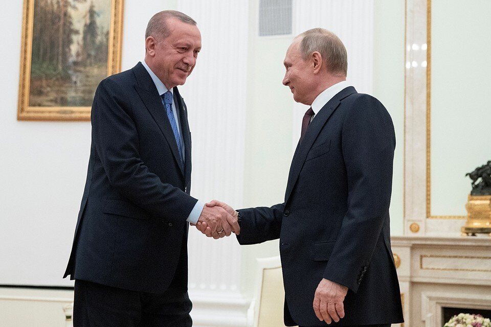     Путин и Эрдоган обсудили реализацию зерновой сделки  REUTERS